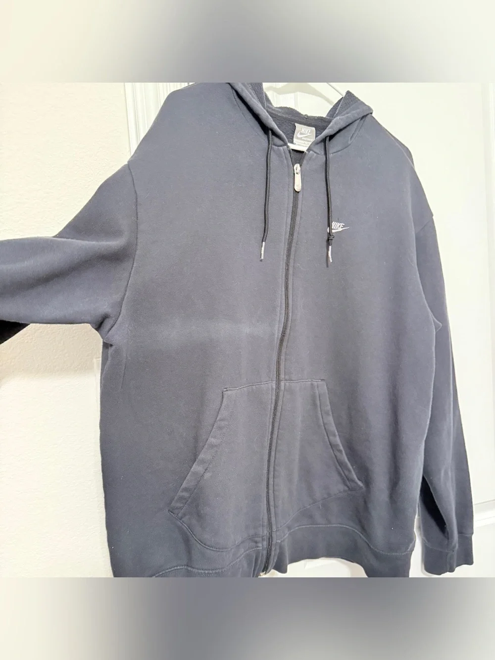 Nike Sportswear Black Full-Zip Hoodie XL Embroidered Swoosh Fleece